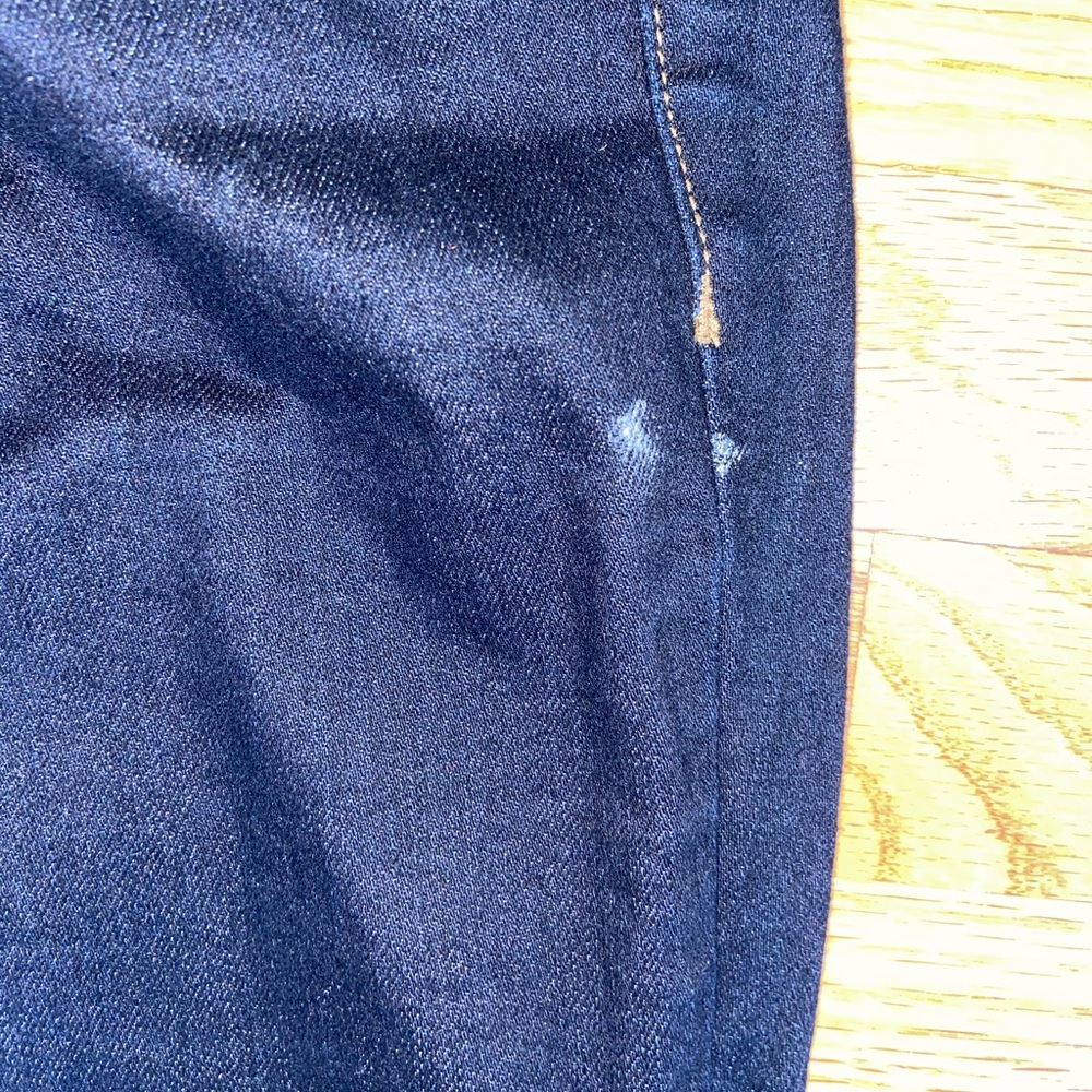 Women’s dark wash jeans - Picture 3 of 5